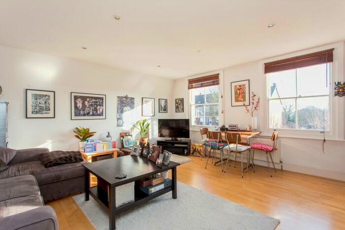 1 Bedroom Flat To Rent In Evering Road, London, N16