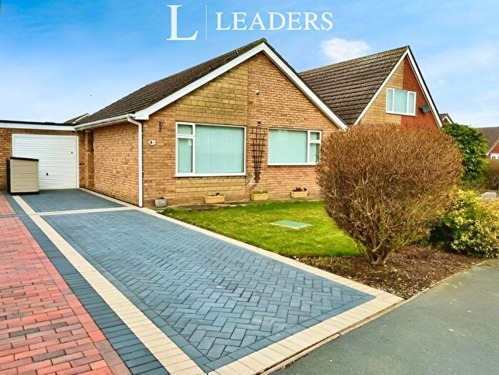 2 Bedroom Bungalow To Rent In Oak Crescent, Bourne, PE10