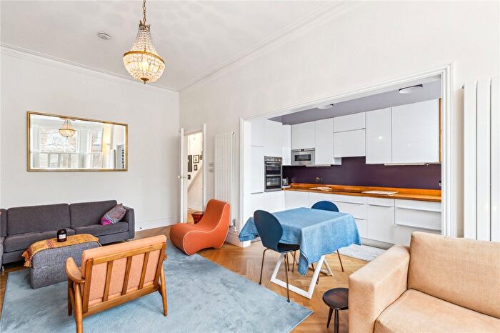 1 Bedroom Flat For Sale In Castellain Road, London, W9