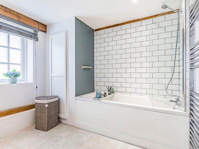 1 Bedroom Property To Rent In The Annexe, Black Cat Cottage, PO18