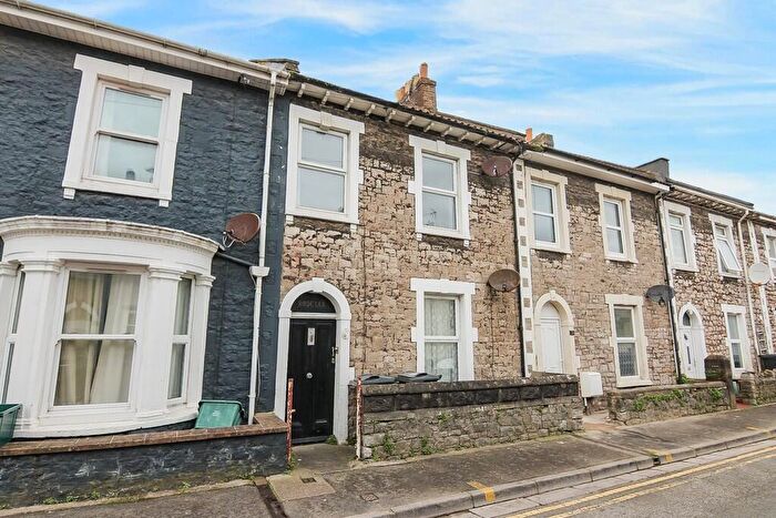 1 Bedroom Apartment For Sale In Alma Street, Weston-super-Mare, BS23