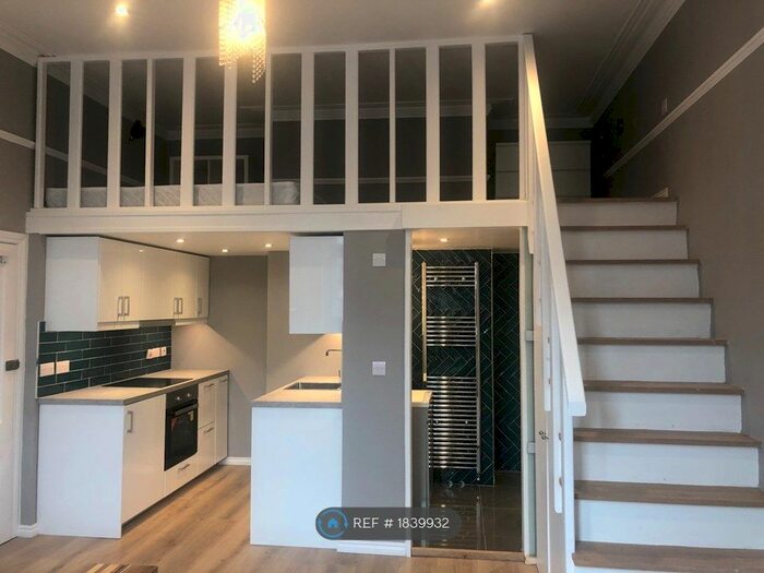 1 Bedroom Flat To Rent In Ramilies, Southsea, PO5