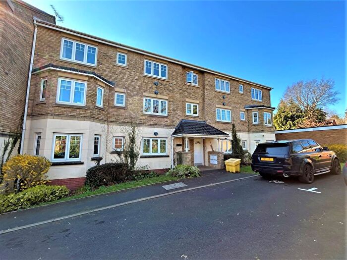 2 Bedroom Flat For Sale In Union Place, Selly Park, B29