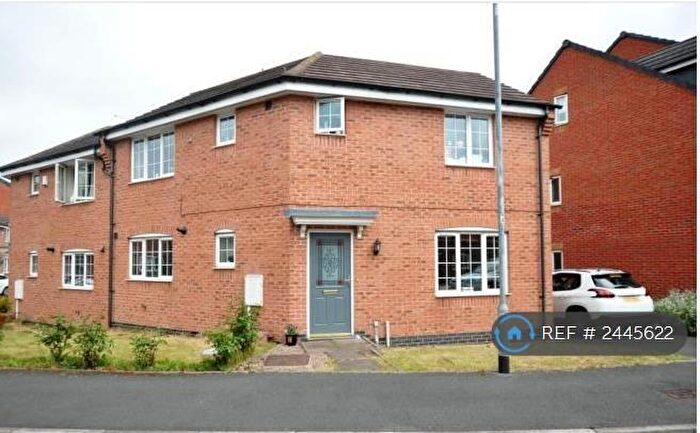 3 Bedroom Semi-Detached House To Rent In Barker Round Way, Burton-On-Trent, DE14