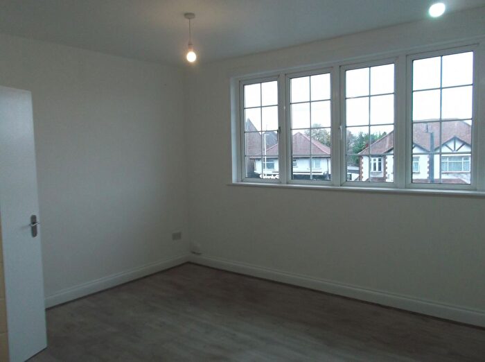 1 Bedroom Flat To Rent In London, NW10