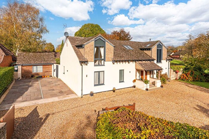 4 Bedroom Detached House For Sale In West Street, Great Somerford, SN15