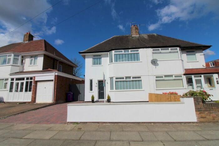 3 Bedroom Semi-Detached House To Rent In Bampton Road, Childwall, L16