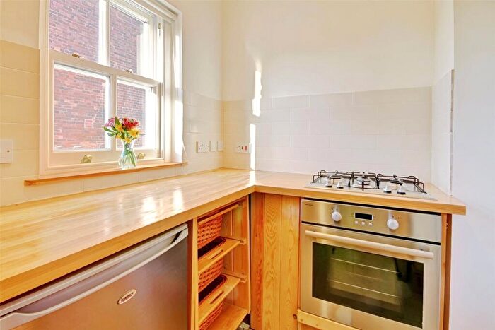 2 Bedroom End Of Terrace House For Sale In Albert Street, Durham City, DH1