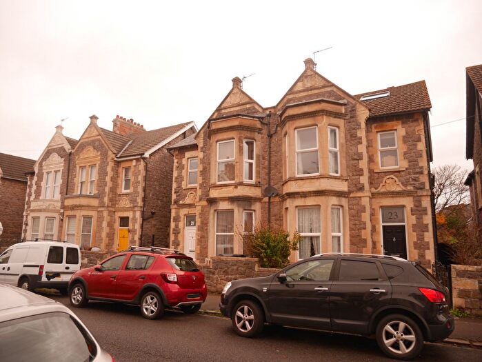 2 Bedroom Flat To Rent In Clifton Road, Weston Super Mare, North Somerset, BS23