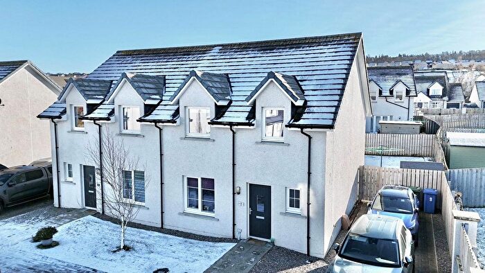 3 Bedroom Semi Detached House For Sale In Aignish Drive, Inverness, IV2