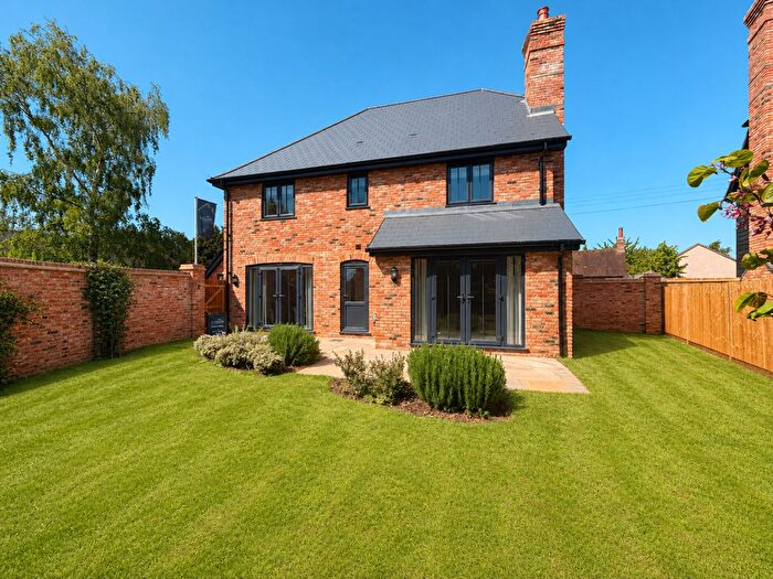 4 Bedroom Detached House For Sale In Seymour Road, Rainham, Gillingham, Kent., ME8