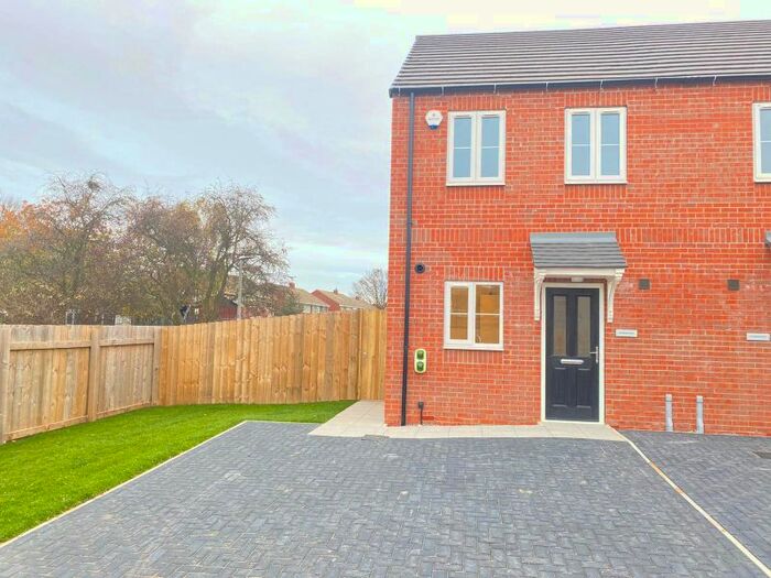 2 Bedroom Semi-Detached House To Rent In 29 Waterworks Street, Immingham DN40