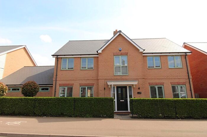 4 Bedroom Detached House For Sale In Biggleswade Road, Potton, Sandy, SG19