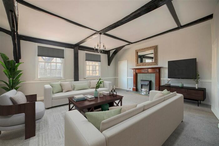3 Bedroom Flat To Rent In Opposite The Cathedral, Norwich, NR3