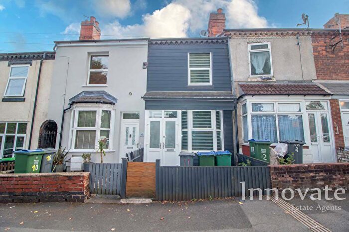 2 Bedroom Terraced House For Sale In Highfield Road, Smethwick, B67