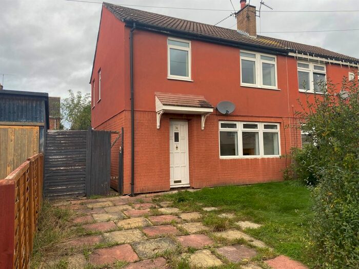 Houses for sale & to rent in CH1 5LS, Stubbs Place, Blacon Chester