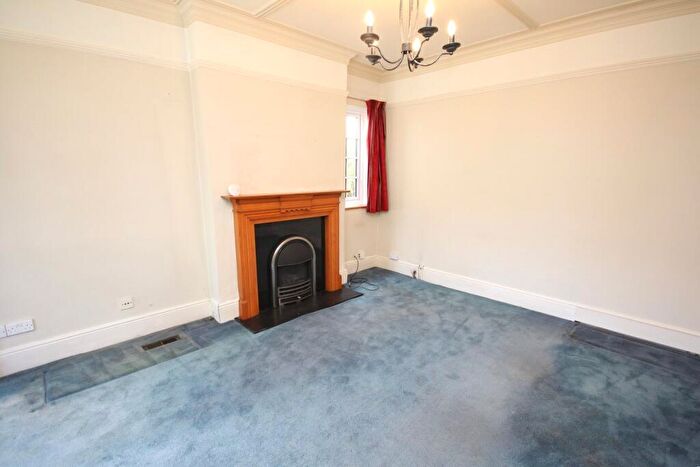 4 Bedroom Semi-Detached House For Sale In Norton Way South, Letchworth Garden City, SG6