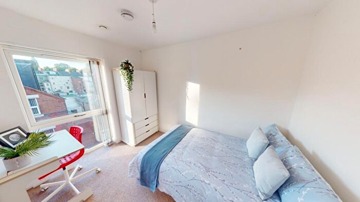 5 Bedroom Flat To Rent In Kilbourn Street, Nottingham, NG3