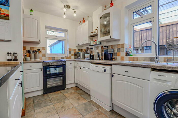 3 Bedroom Semi-Detached House For Sale In Wardens Walk, Leicester Forest East, LE3
