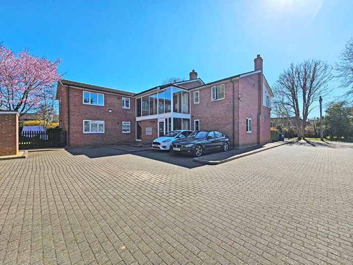 1 Bedroom Flat For Sale In New Road, Harston, CB22