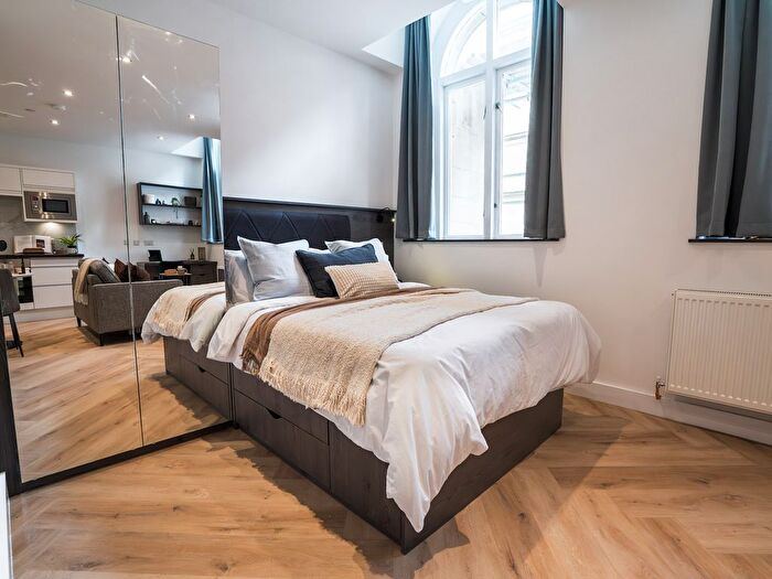 Studio To Rent In Apt, Churchill House Residence #, LS1