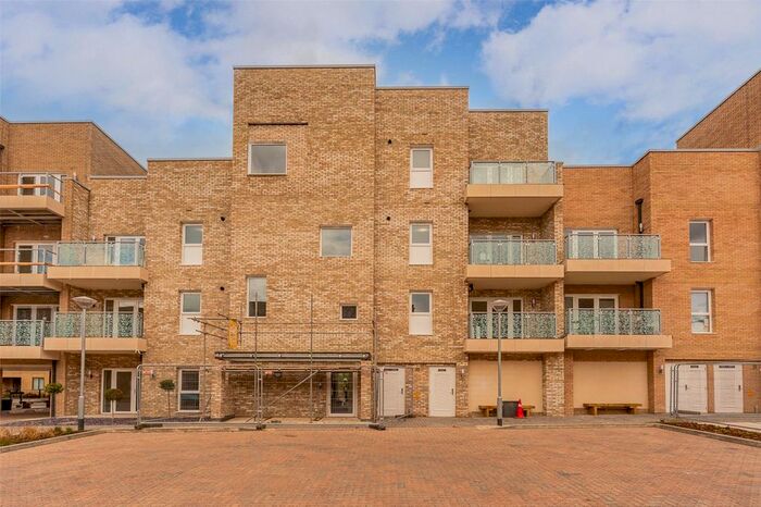 2 Bedroom Flat To Rent In Galton Road, Cambridge, Cambridgeshire, CB3