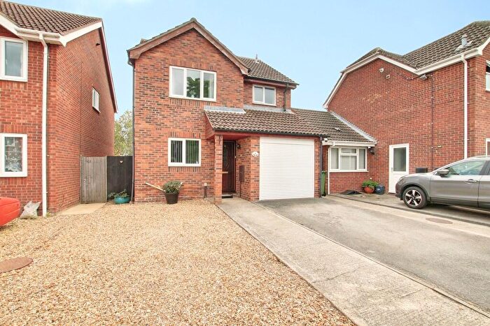 3 Bedroom Detached House For Sale In Heronshaw, Chatteris, PE16