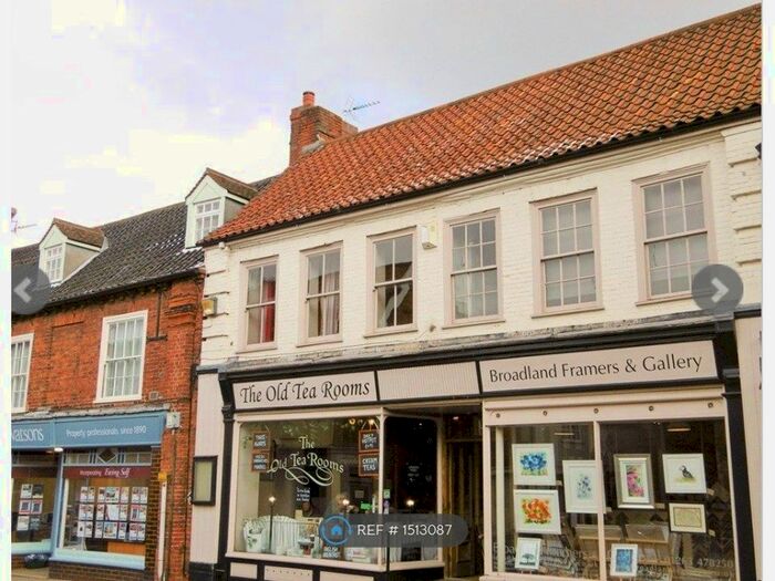 2 Bedroom Flat To Rent In Red Lion Street, Aylsham, Norwich, NR11