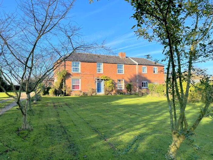 5 Bedroom House For Sale In Birch Way, Mundham, NR14