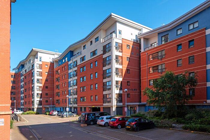 2 Bedroom Apartment For Sale In Redgrave, Millsands, Sheffield, S3