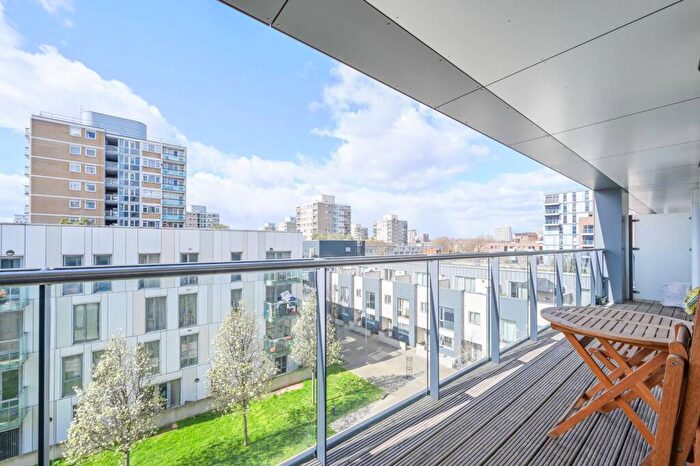 2 Bedroom Flat For Sale In Celestial House, Poplar, London, E14