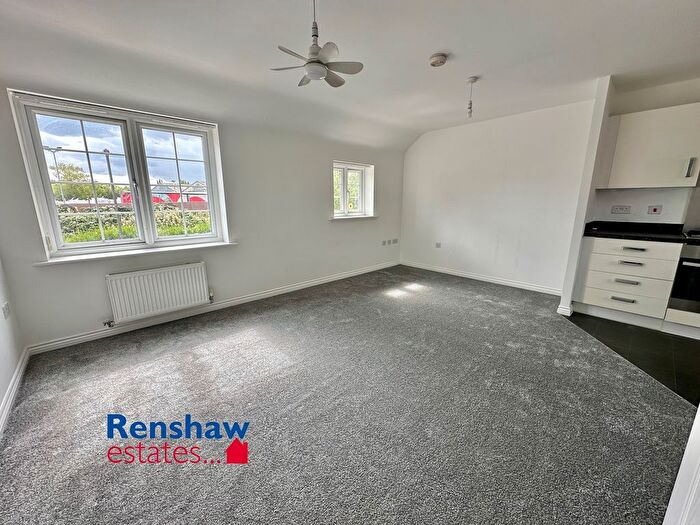 1 Bedroom Town House To Rent In Far Dales Road, Ilkeston, Derbyshire, DE7