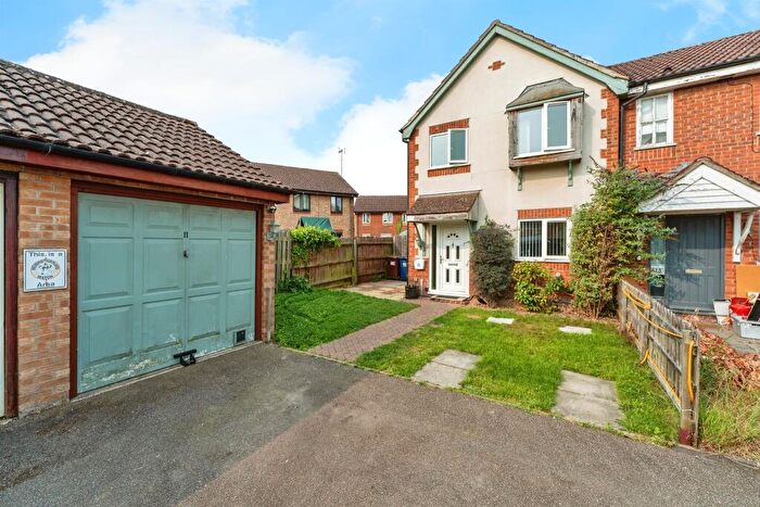 3 Bedroom End Of Terrace House For Sale In Cygnet Drive, Chatteris, PE16