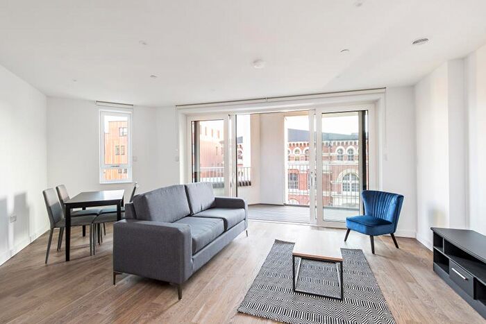2 Bedroom Apartment For Sale In Tarling House, Walworth Square, SE1