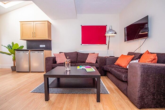 5 Bedroom Terraced House To Rent In Saxony Road, Liverpool, L7