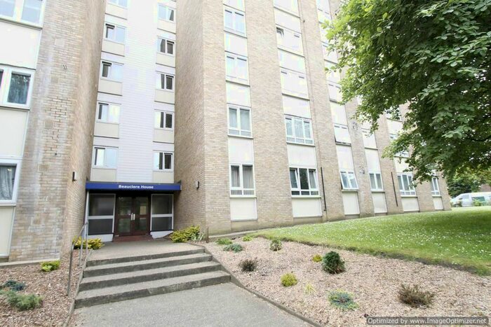 2 Bedroom Flat To Rent In Brighton Road, Sutton, SM2