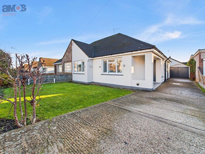 2 Bedroom Semi Detached Bungalow For Sale In Burlington Gardens, Hadleigh, Benfleet, Essex, SS7