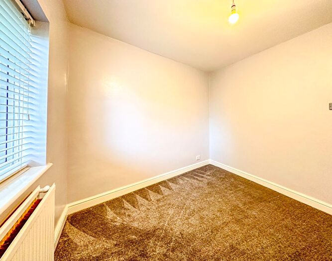1 Bedroom Flat To Rent In Fourth Avenue, Garston, Watford, WD25