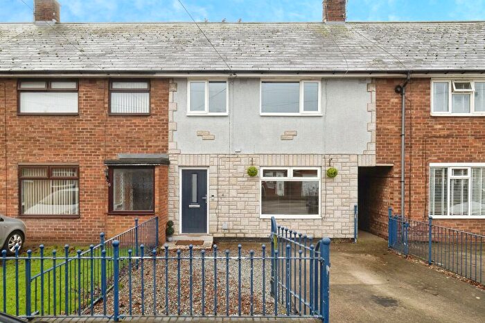 3 Bedroom Terraced House For Sale In Westerdale Grove, Hull, HU9