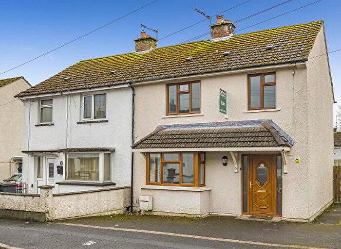 3 Bedroom Semi-Detached House For Sale In Ashlea Place, Lisburn, BT28