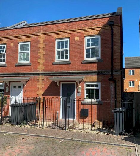 2 Bedroom End Of Terrace House To Rent In St Georges Drive, Bournemouth, Bournemouth, BH11