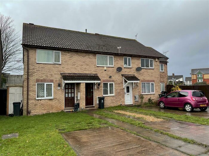 2 Bedroom House To Rent In Horwood Close, Cardiff, CF24