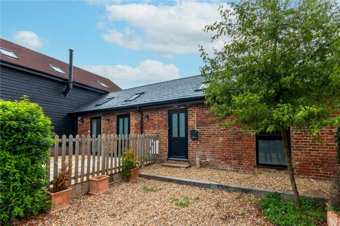 2 Bedroom Bungalow For Sale In Bradden Lane, Gaddesden Row, Hemel Hempstead, HP2