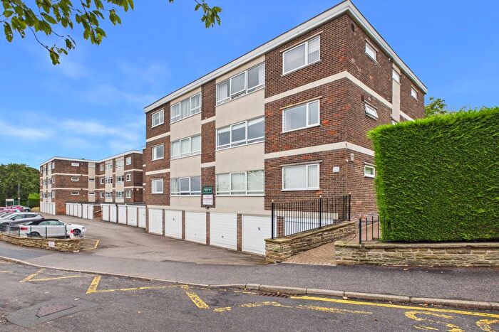 2 Bedroom Flat For Sale In Moorview Court, Bradway Drive, Bradway, S17
