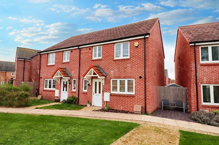 3 Bedroom Semi Detached House For Sale In Holloway Mews, Fair Oak, SO50