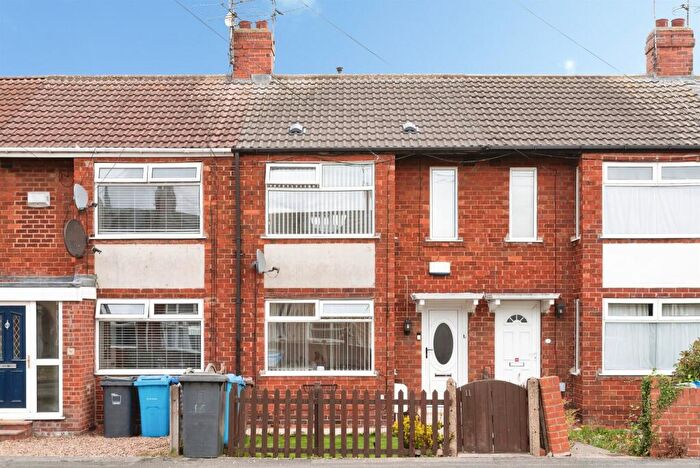 2 Bedroom Terraced House For Sale In Ilford Road, Hull, HU5