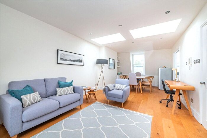 3 Bedroom Flat For Sale In Elgin Avenue, Maida Vale, W9