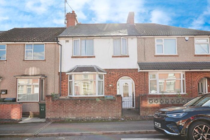 3 Bedroom Terraced House For Sale In Elmsdale Avenue, Coventry, West Midlands, CV6