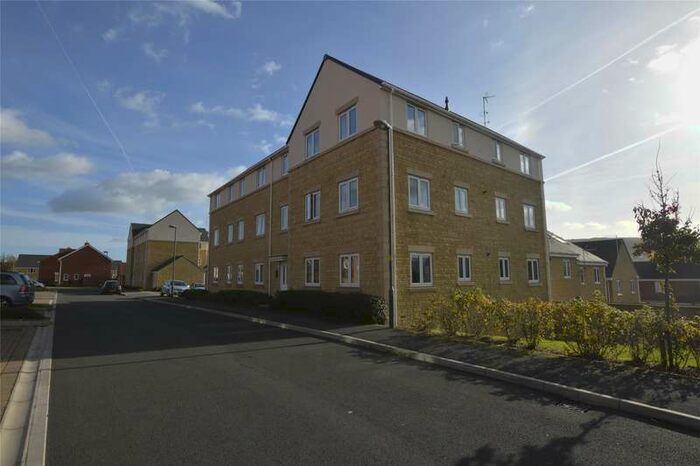2 Bedroom Flat To Rent In Renard Rise, Ebley, Stonehouse, GL10