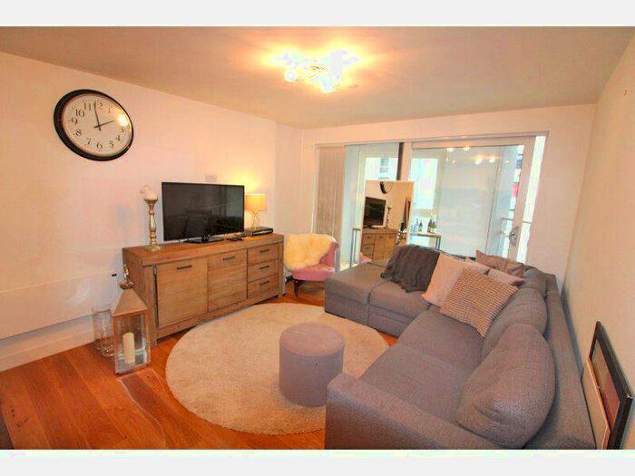 1 Bedroom Apartment To Rent In Hatbox, Munday Street, Manchester, M4